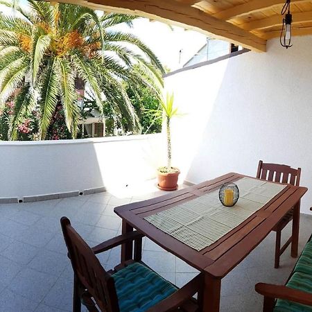 Apartmani Tina Jelsa  Exterior foto