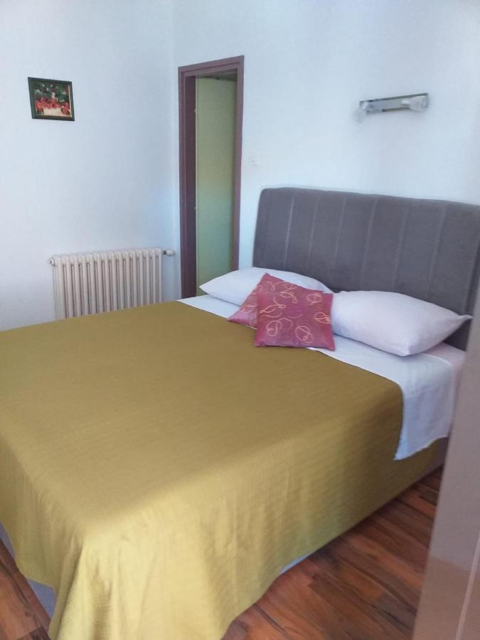 Apartmani Tina Jelsa  Exterior foto