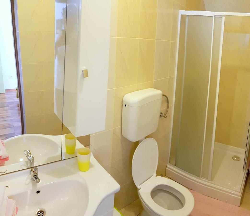 Apartmani Tina Jelsa  Exterior foto