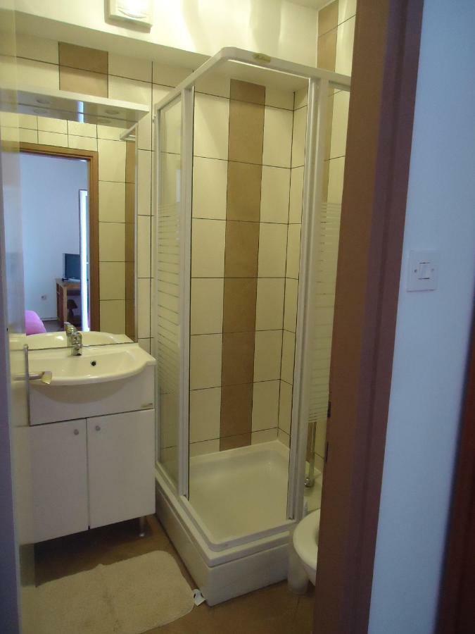 Apartmani Tina Jelsa  Exterior foto